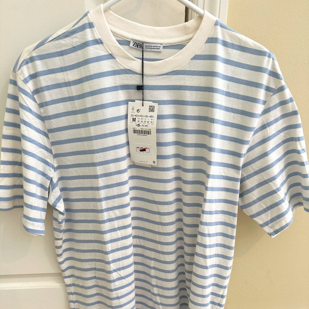 ZARA Men's Short Sleeve Blue & White Striped Shirt, New with Tags, Size Medium